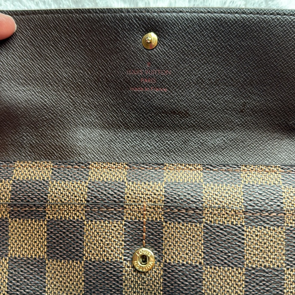 Louis Vuitton Damier International Trifold Long Wallet - Picture 6 of 15